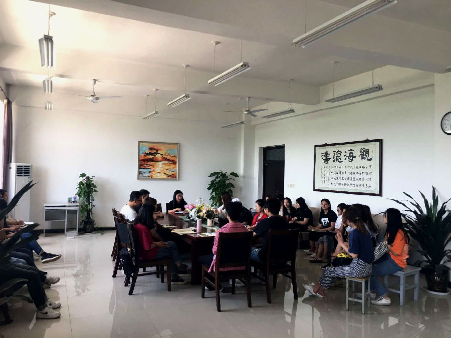 团委学生会工作例会.png 2026世界杯投注平台